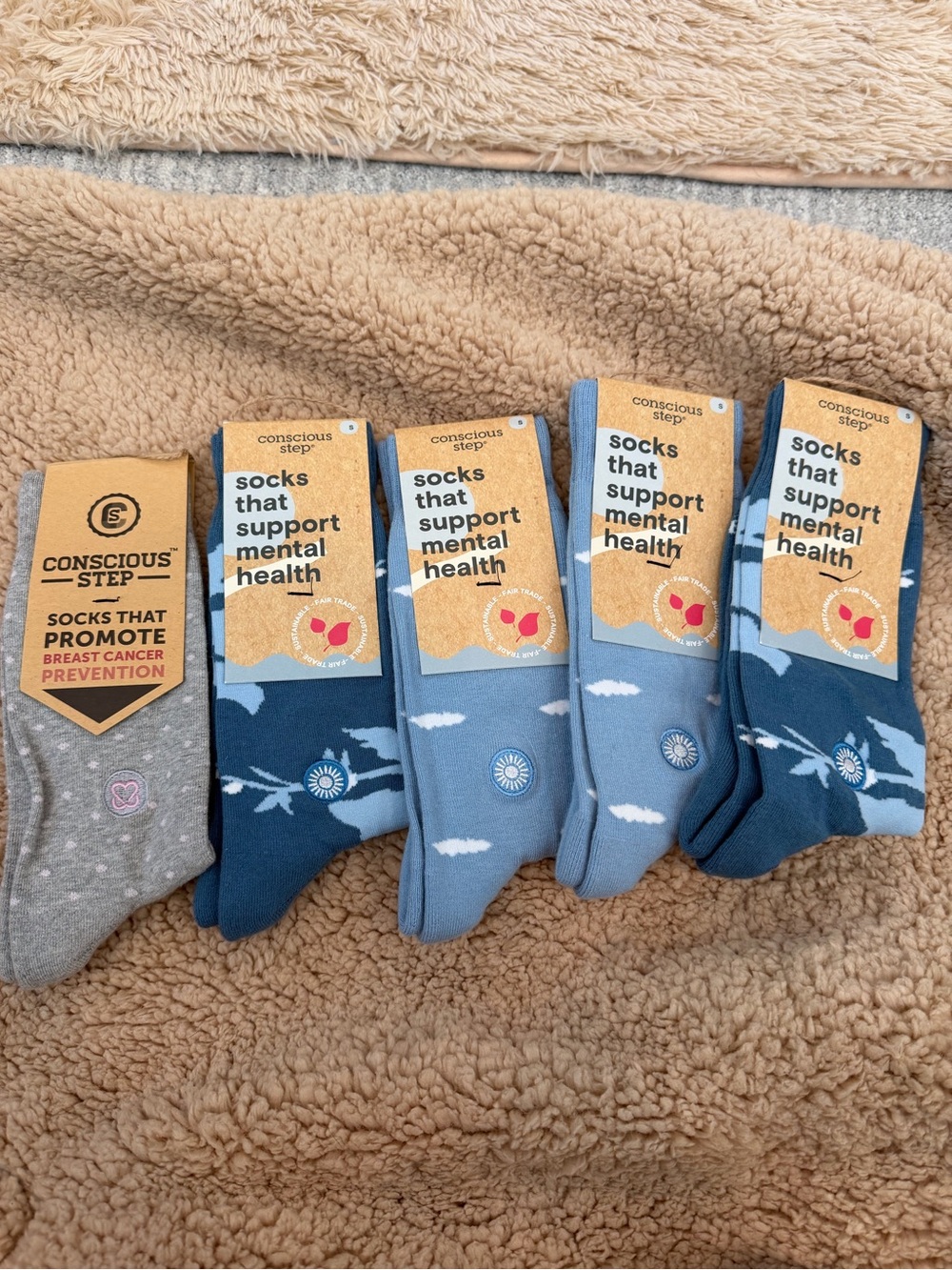 Set of 5 Conscious Step socks size small women’s 5 to 9 Men’s 4 to 8.